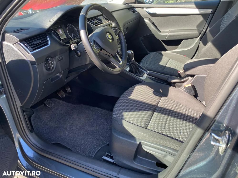 Skoda Octavia 1.6 TDI Style - 5