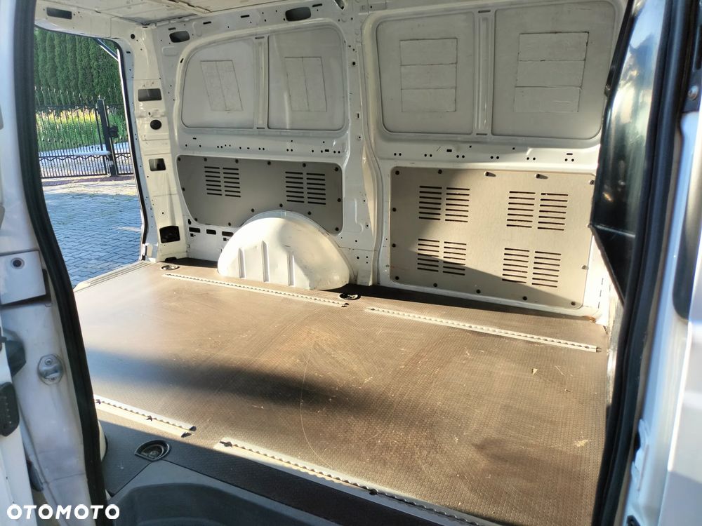 Mercedes-Benz Vito - 16