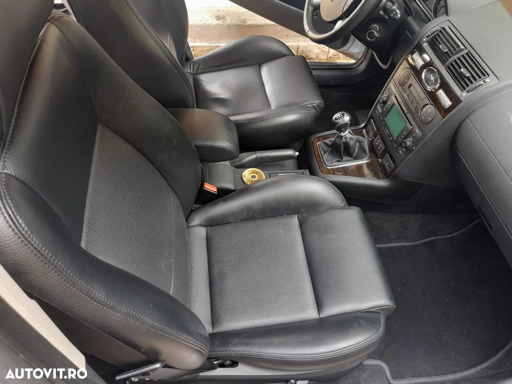 Ford Mondeo 2.0 TDCI Ghia - 15