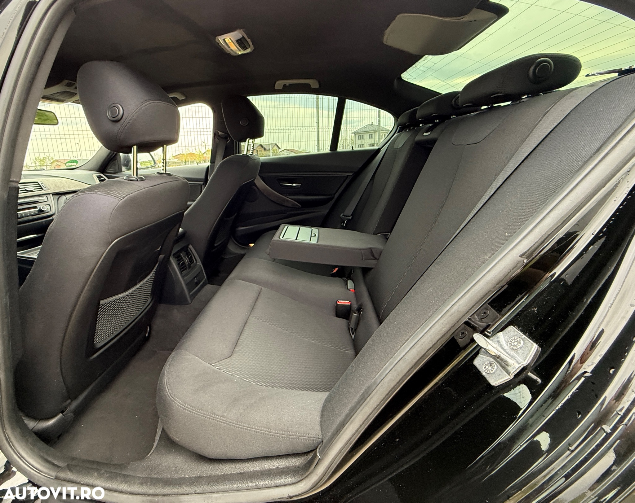 BMW Seria 3 316i - 9