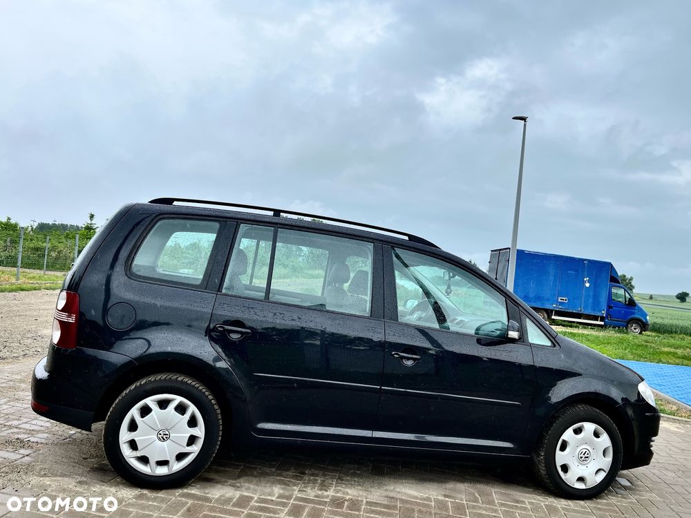 Volkswagen Touran 1.6 Trendline - 8