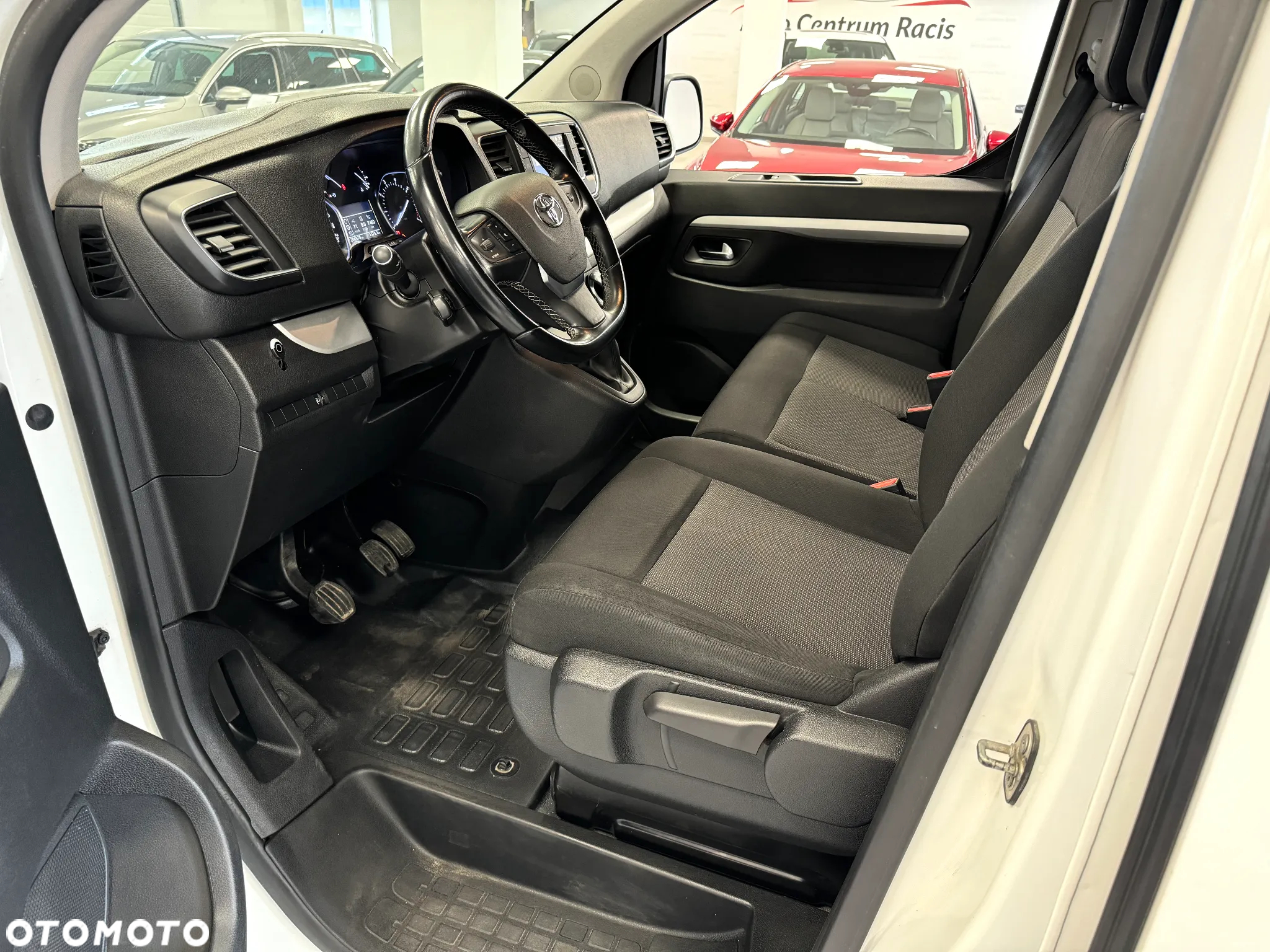 Toyota ProAce - 12