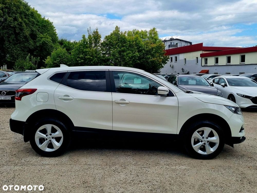 Nissan Qashqai 1.2 DIG-T Tekna EU6 - 4