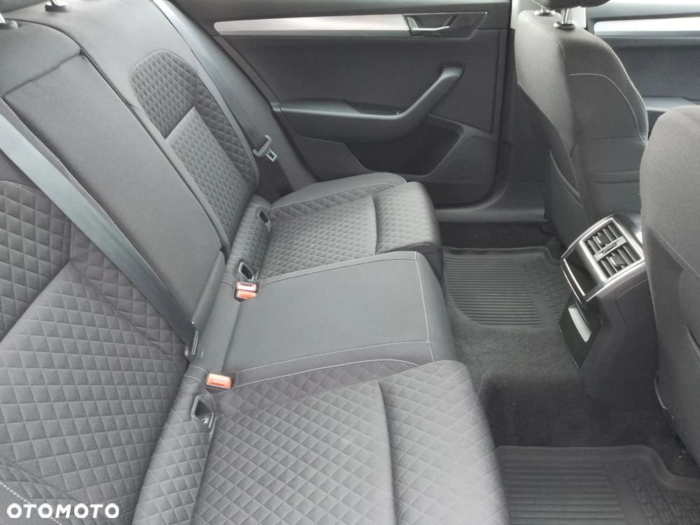 Skoda Superb 1.5 TSI Ambition DSG - 20