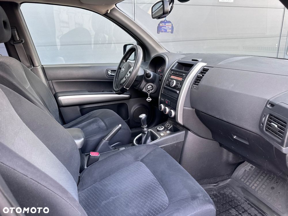 Nissan X-Trail - 18
