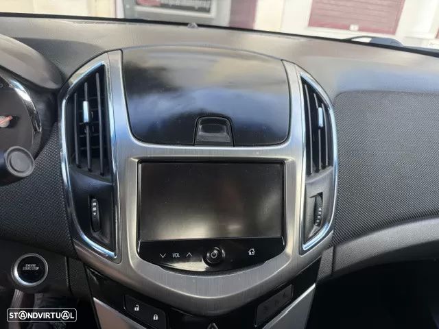 Chevrolet Cruze 1.7 VCDi LT - 19