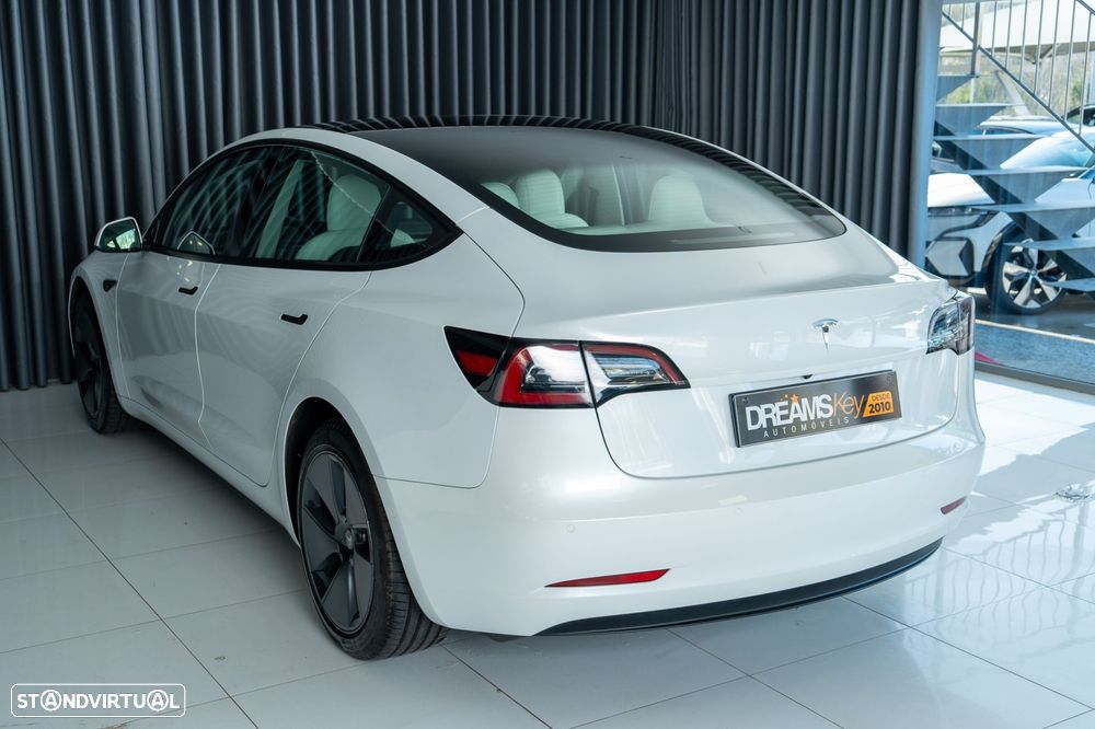 Tesla Model 3 Standard Range Plus RWD - 18