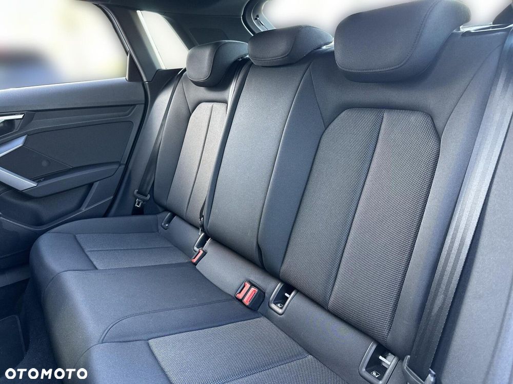 Audi A3 Sportback - 13