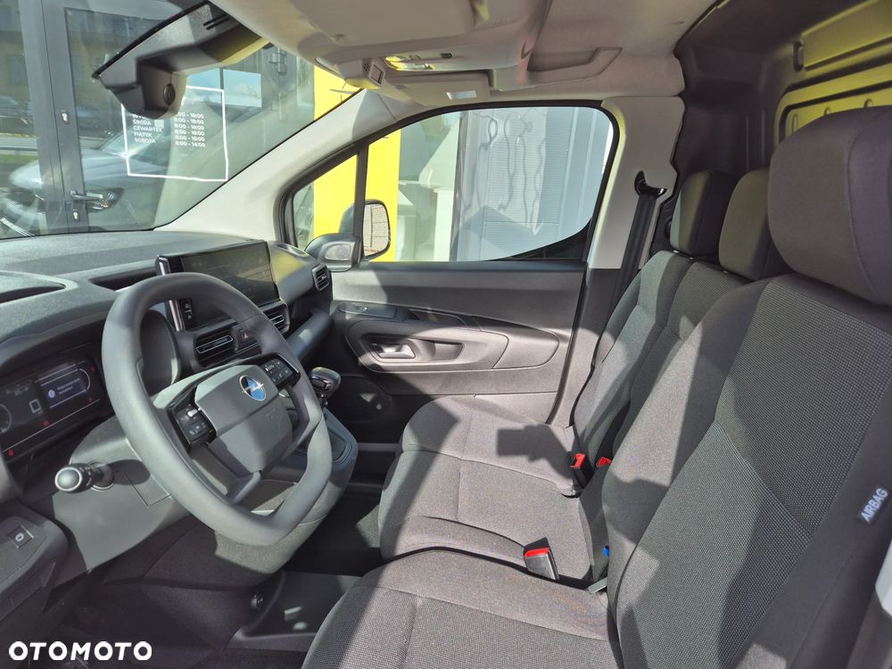 Opel Combo M - 12