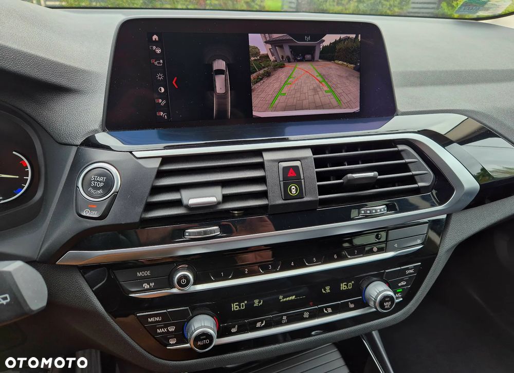 BMW X3 xDrive20i GPF xLine - 9