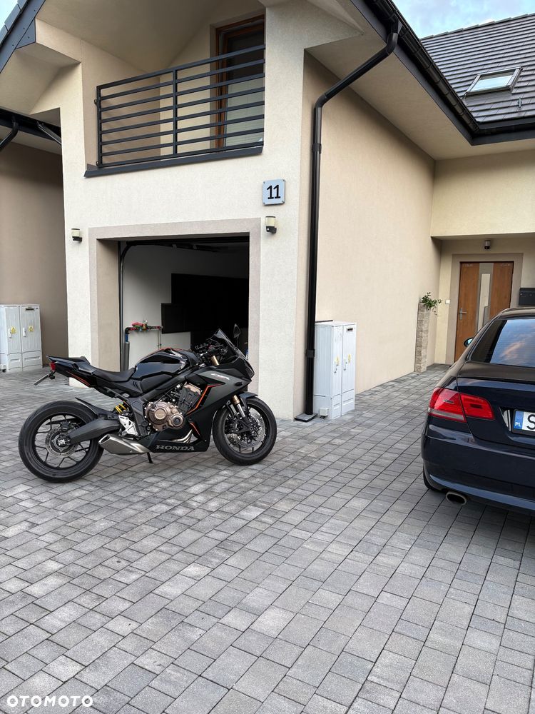Honda CBR - 3