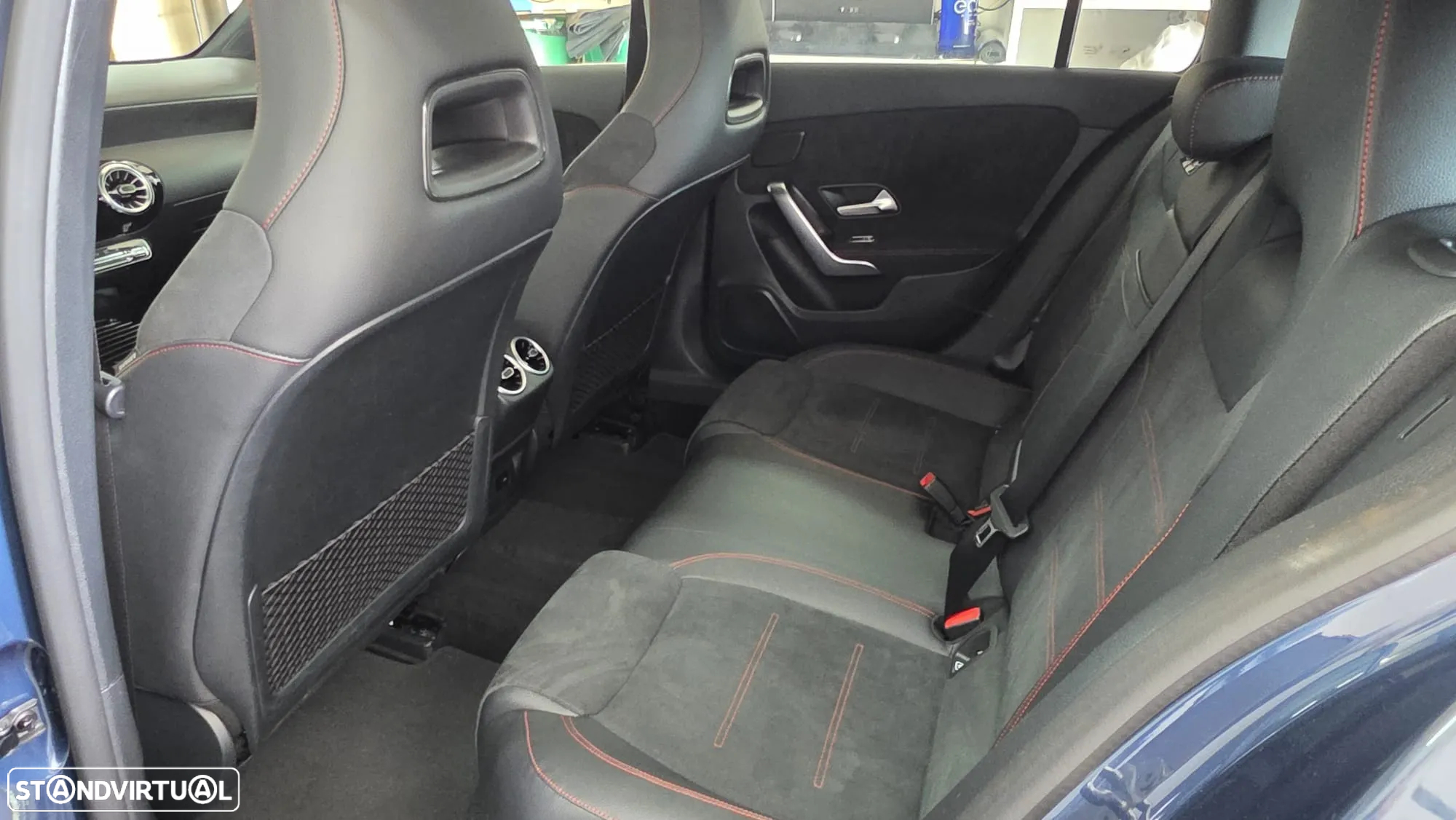 Mercedes-Benz A 250 e AMG Line - 23