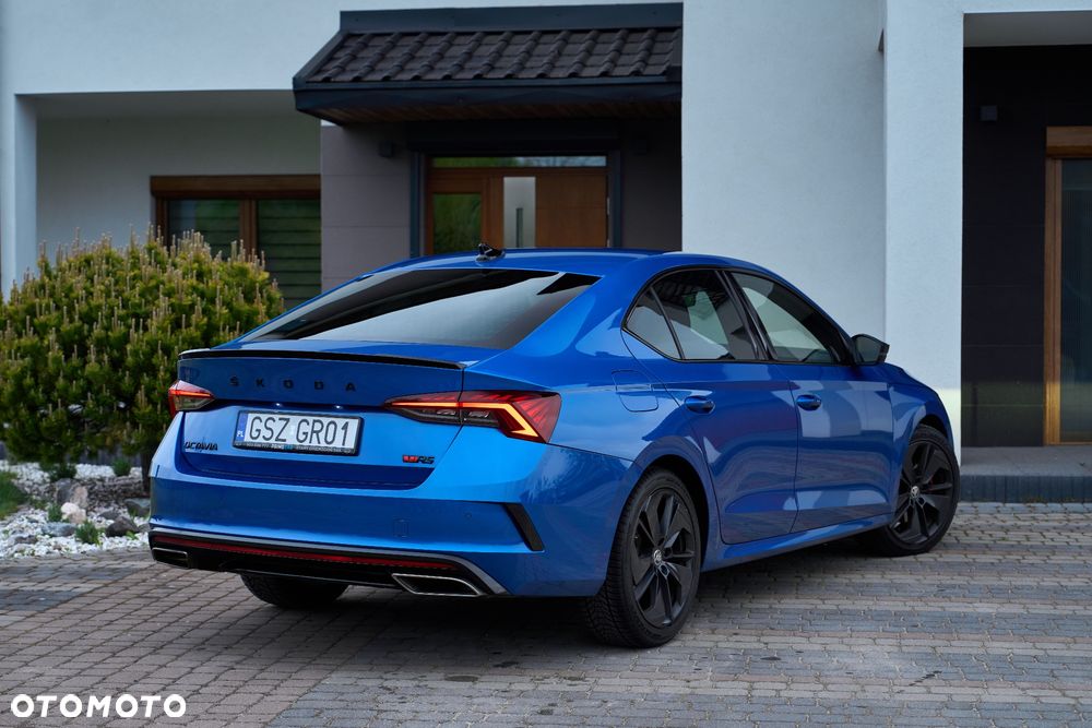 Skoda Octavia 2.0 TDI DSG RS - 15