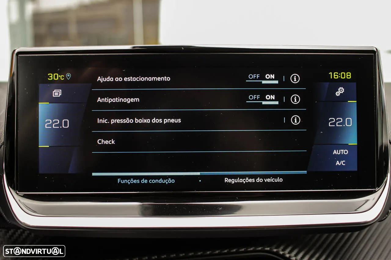 Peugeot e-2008 50 kWh Allure - 27