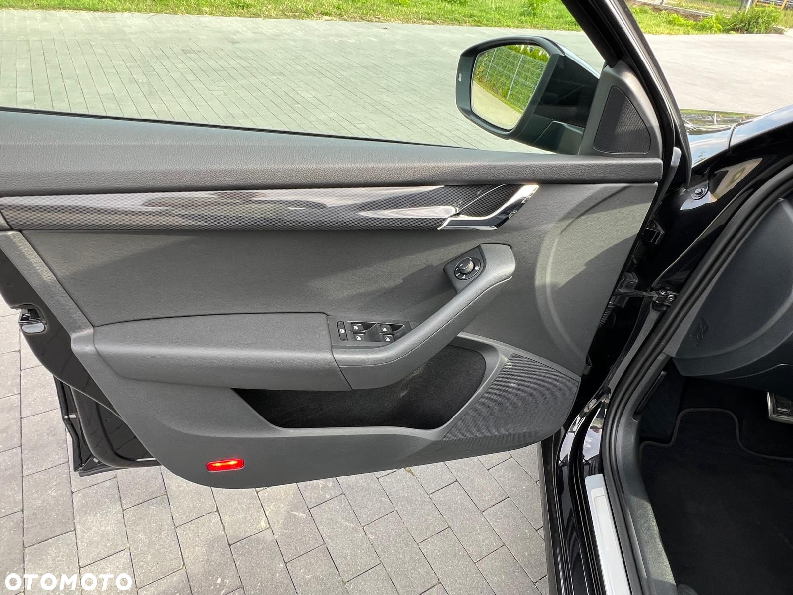 Skoda Octavia 2.0 TDI 4x4 DSG RS - 18