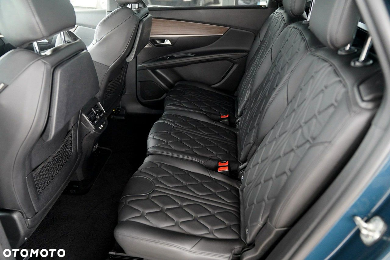 Peugeot 5008 - 23