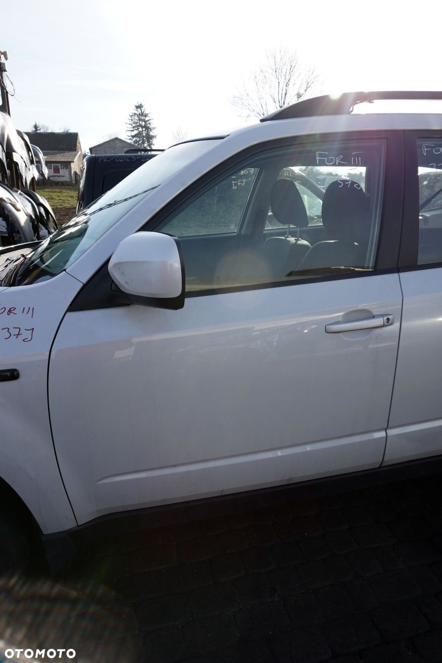 DRZWI PRZEDNIE LEWE FORESTER III SH 37J  BIAŁY SUBARU 2008-2013 - 1