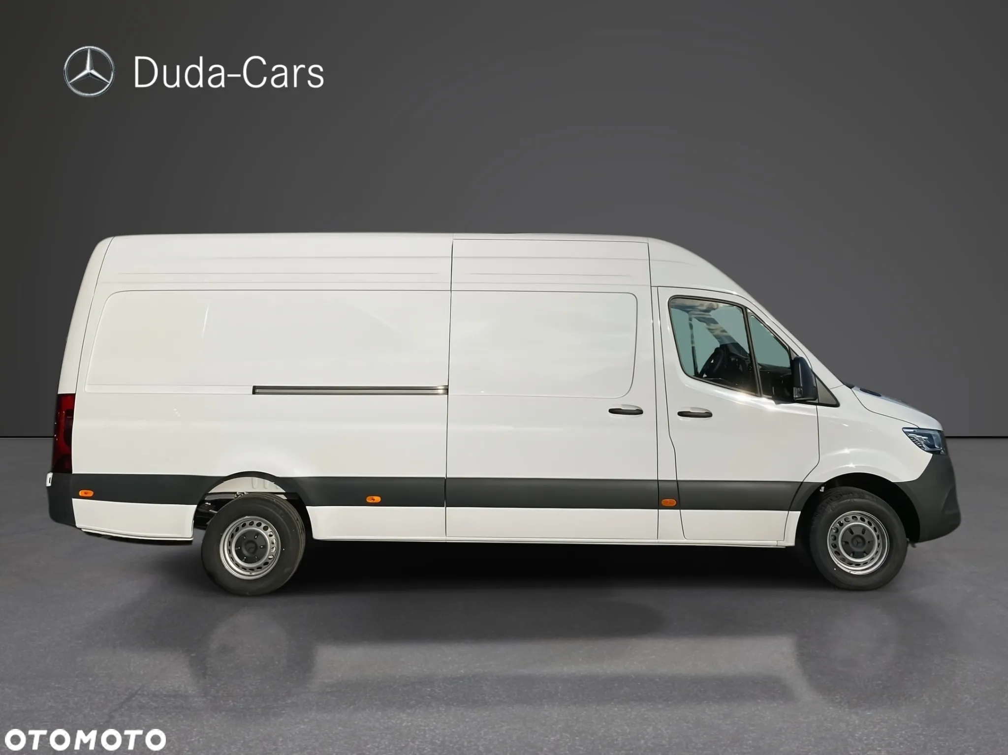Mercedes-Benz Sprinter - 2