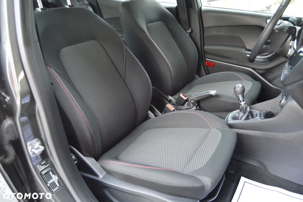 Ford Fiesta 1.0 EcoBoost S&S ST-LINE - 30