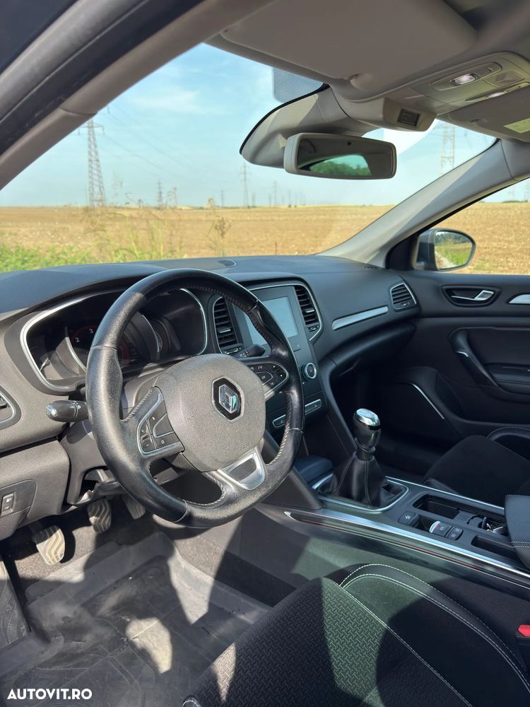 Renault Megane Energy dCi Intens - 9