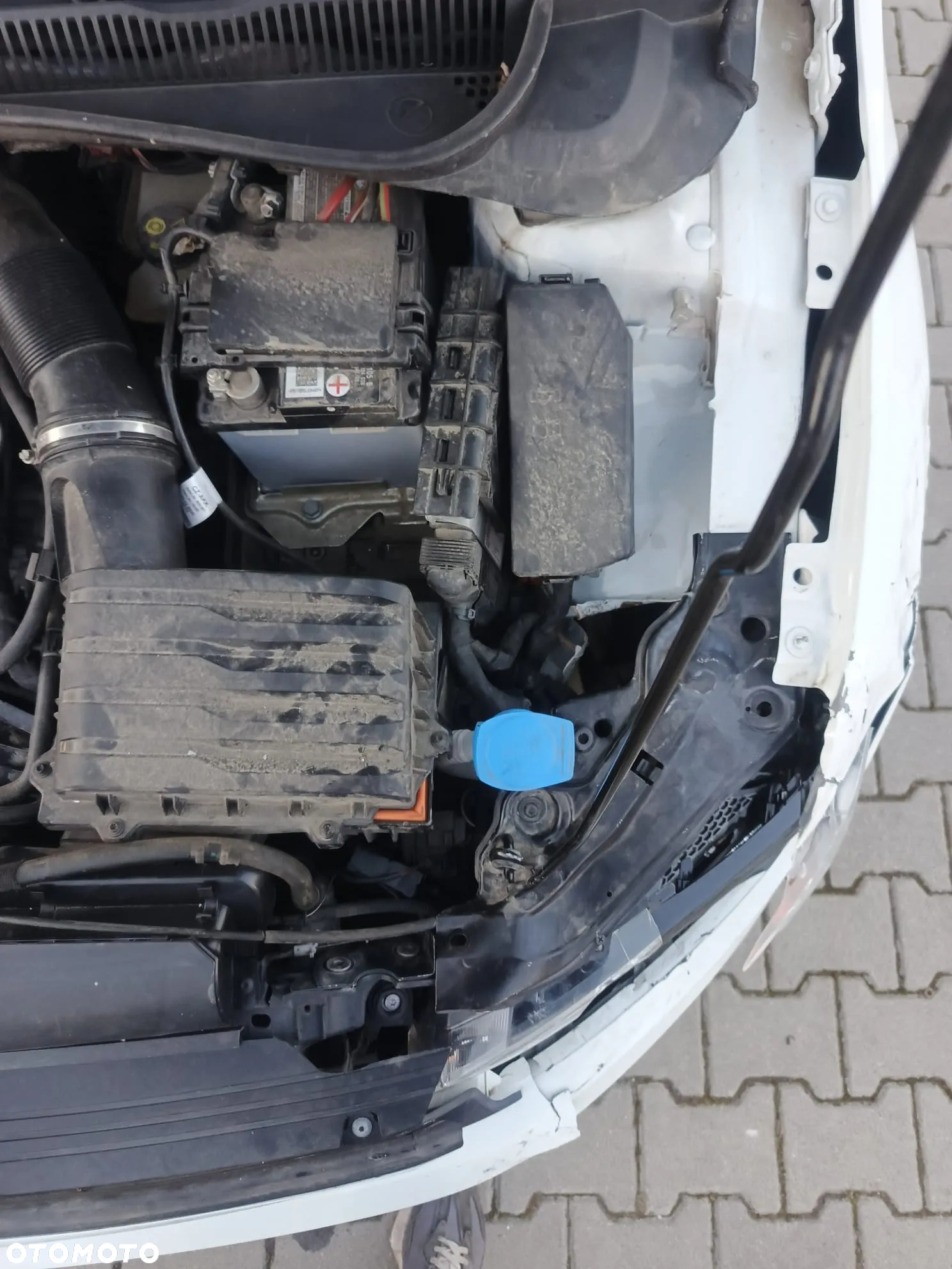 Volkswagen Polo 1.0 TSI R-Line DSG - 12