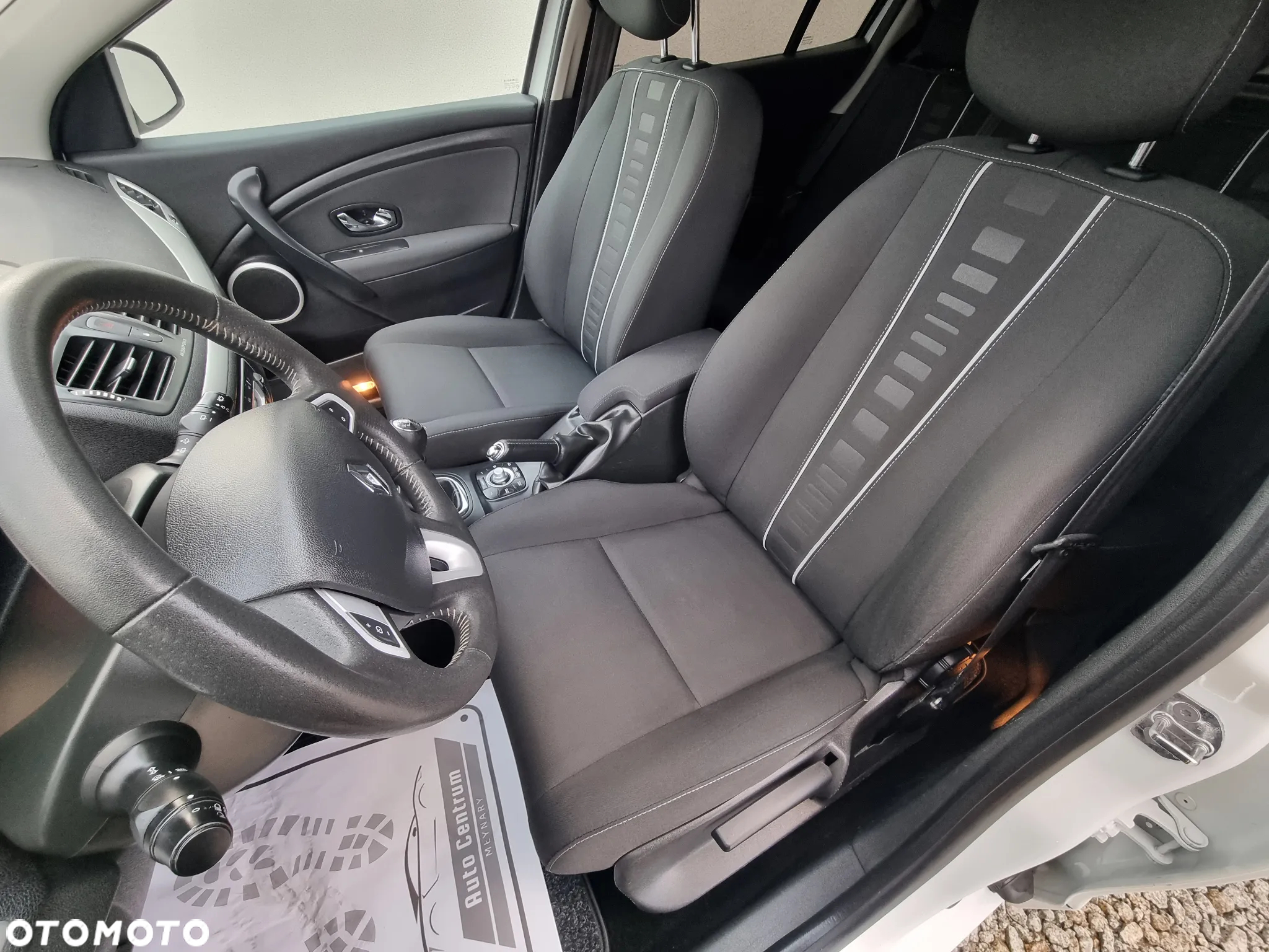 Renault Megane 1.5 dCi Expression - 9