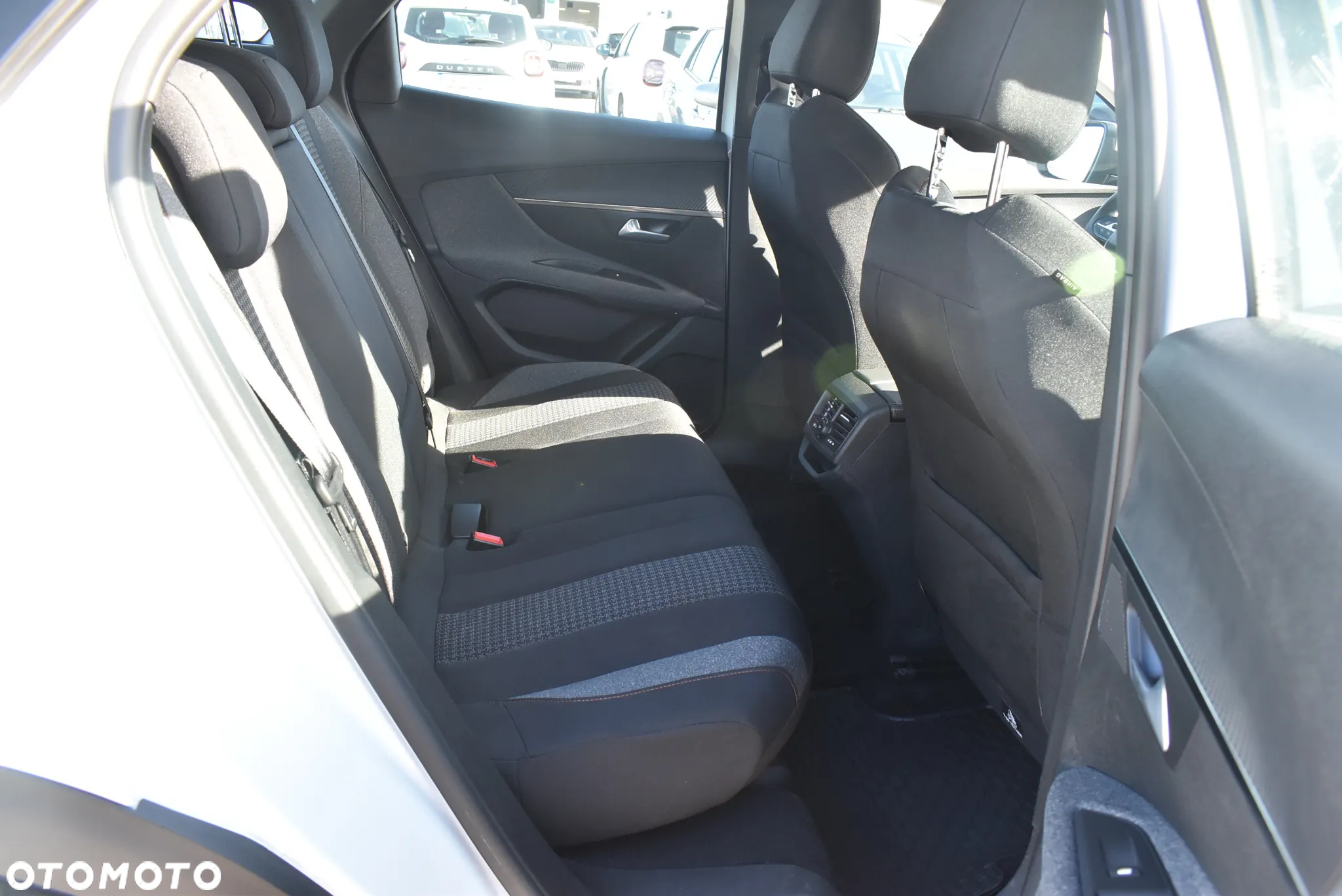 Peugeot 3008 1.2 PureTech Active Pack S&S - 15