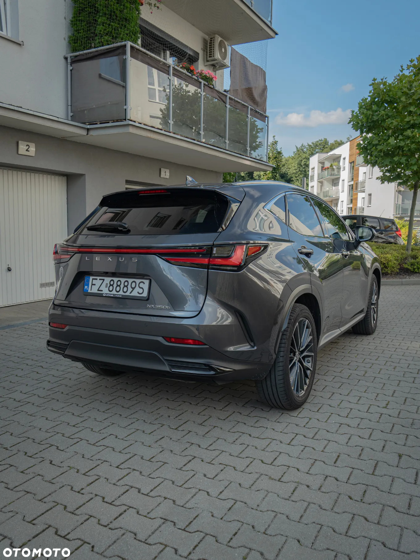 Lexus NX 350h Omotenashi AWD - 4