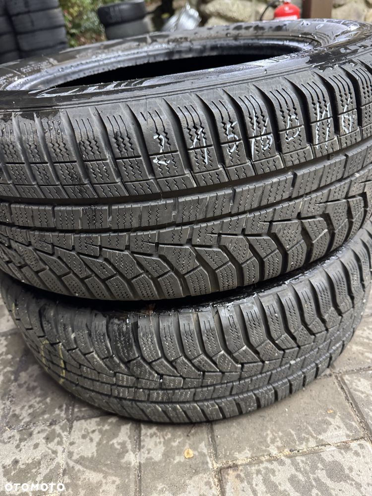 Dwie opony zimowe 215/60/16 HANKOOK Używane F-Vat - 2