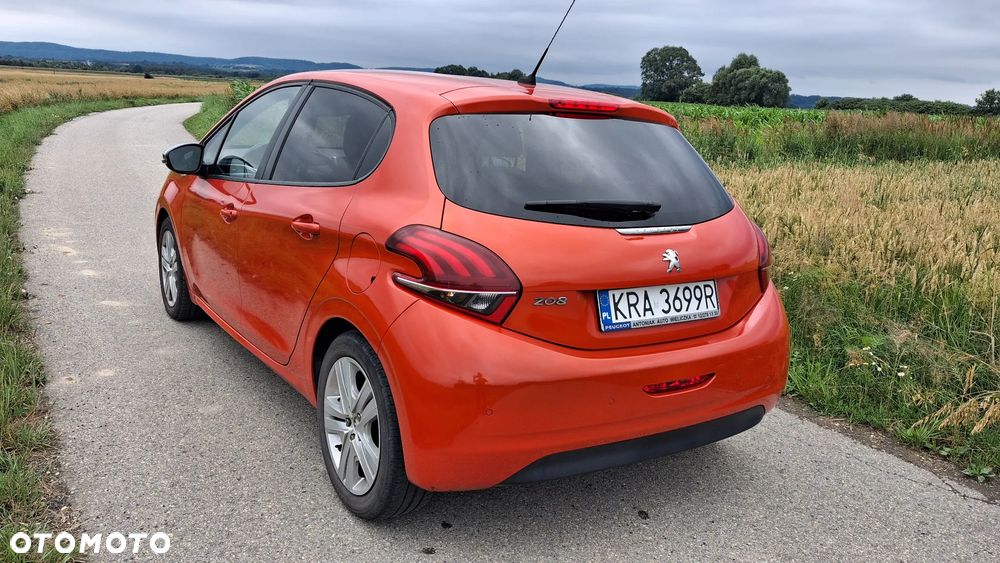 Peugeot 208 1.2 PureTech Style - 20