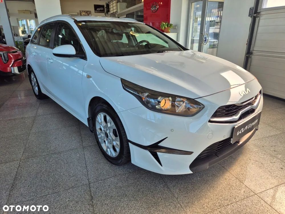 Kia Ceed 1.5 T-GDI M - 6