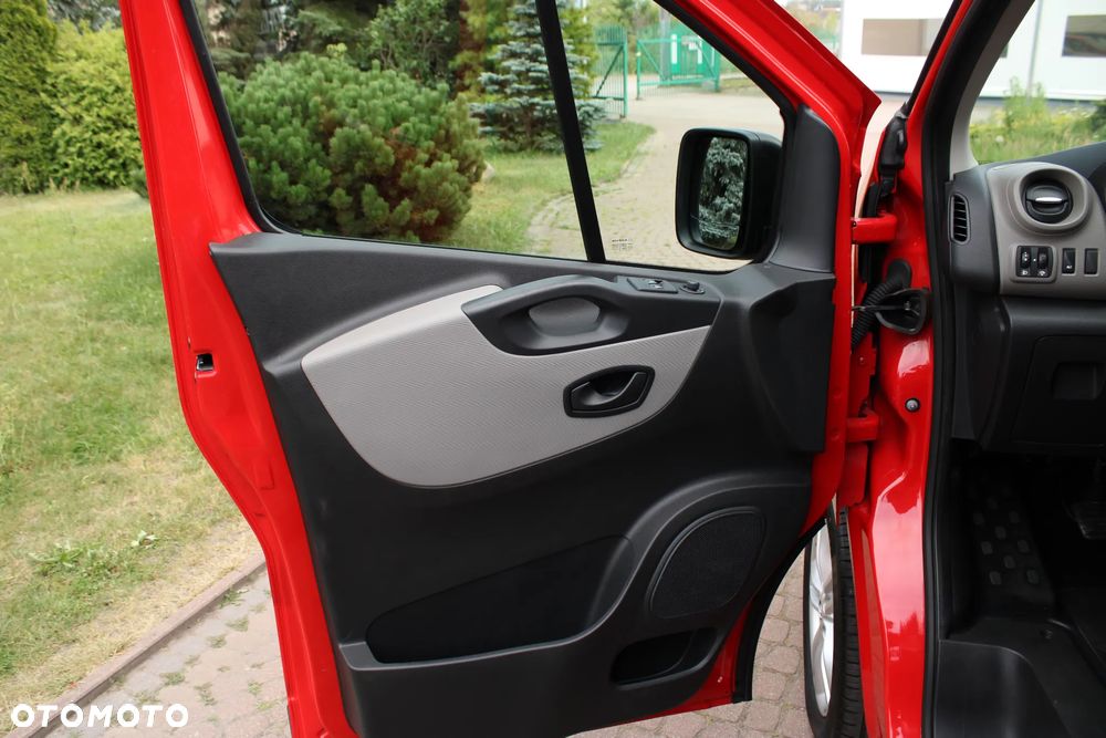 Renault Trafic - 15