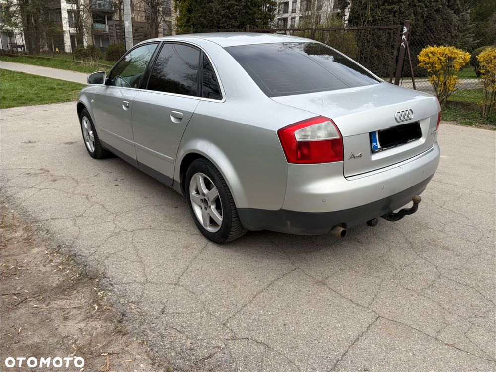 Audi A4 Avant - 3
