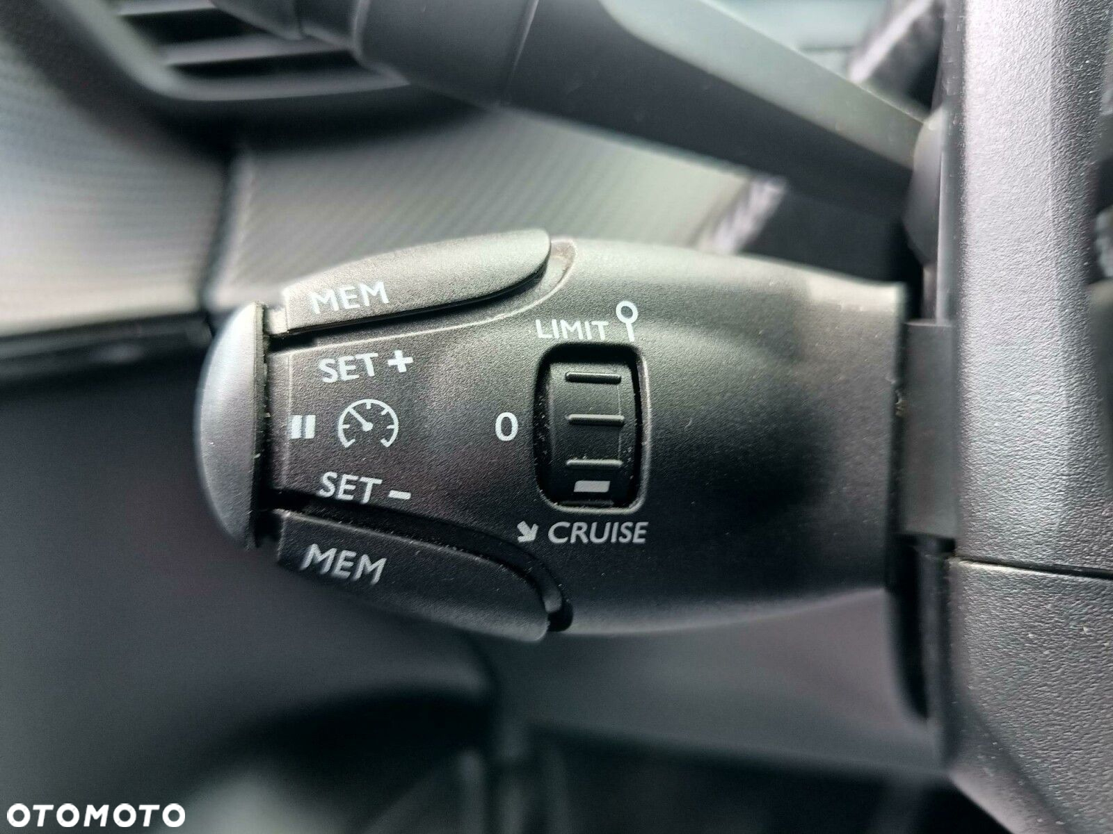 Peugeot 208 1.2 PureTech Active S&S - 20