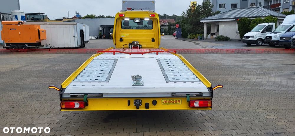 Iveco Daily 70C18H A8 Laweta z zapadniami - 10