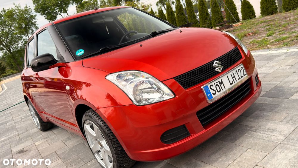 Suzuki Swift 1.3 Limited 25 - 12