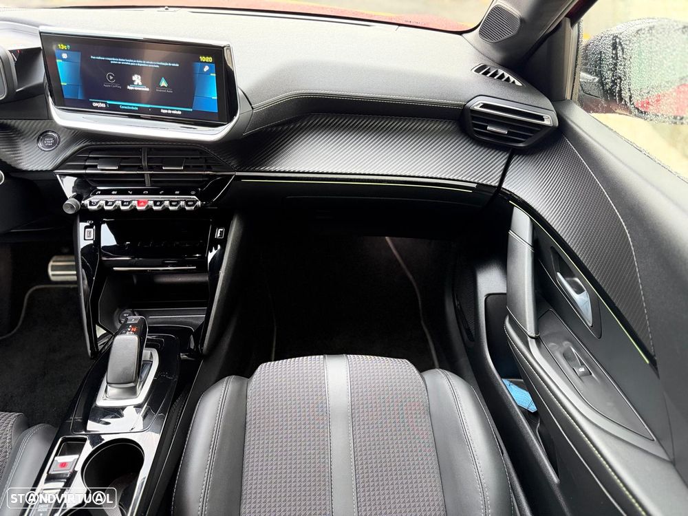 Peugeot e-208 GT - 30