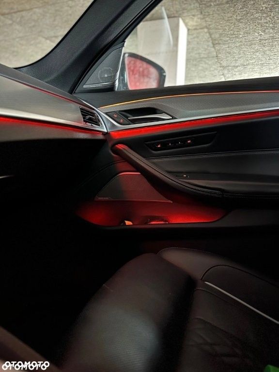 BMW Seria 5 - 25
