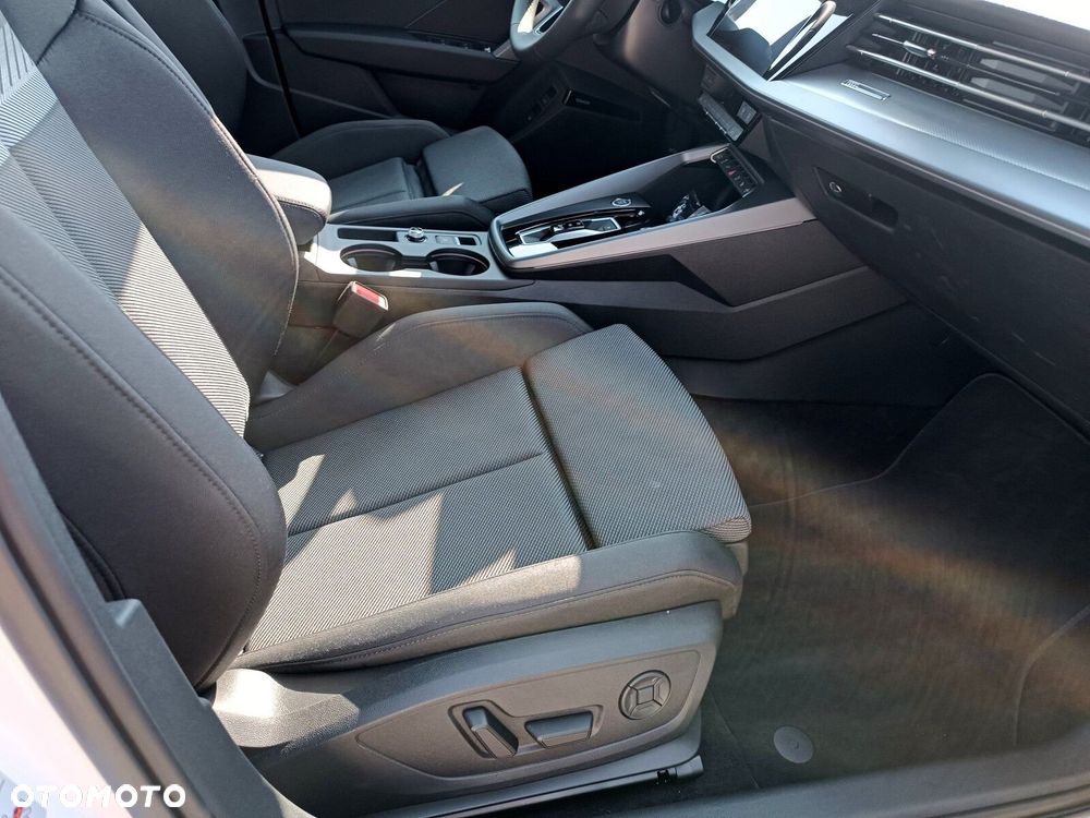 Audi A3 Sportback - 21