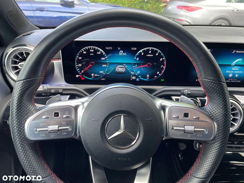 Mercedes-Benz Klasa A 180 AMG Line 7G-DCT - 26