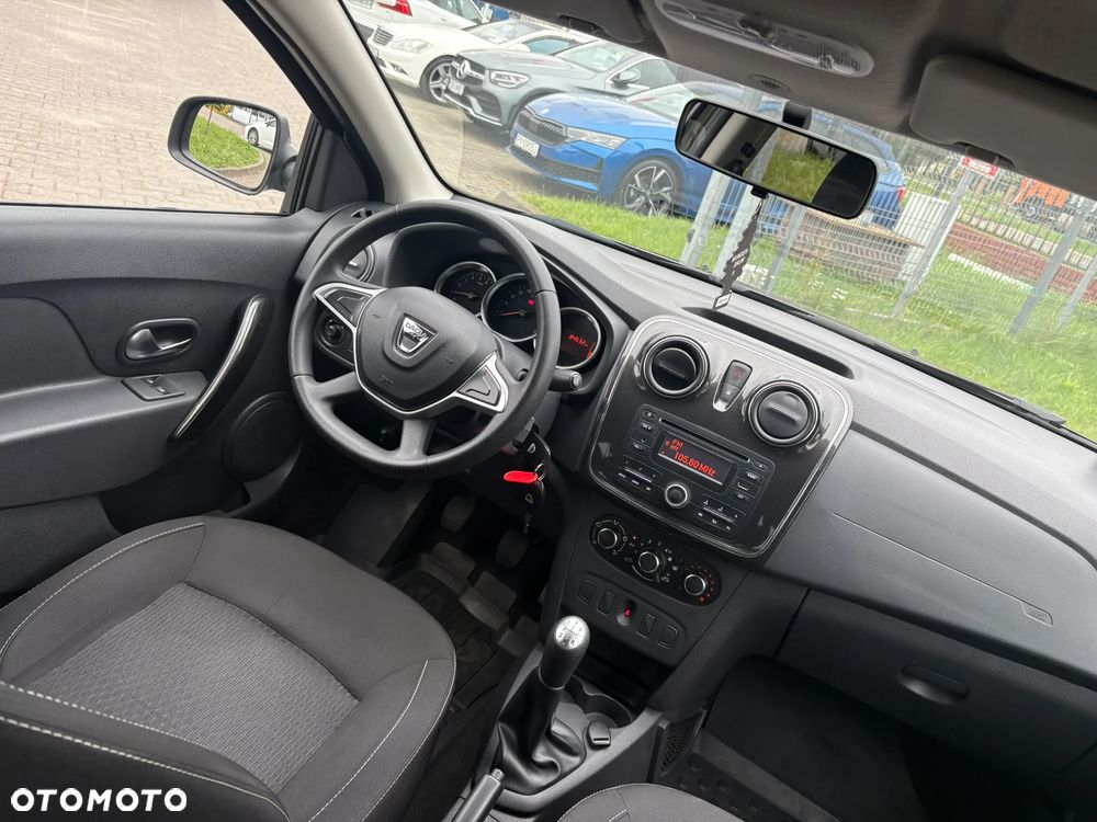 Dacia Logan 1.2 16V Laureate - 16