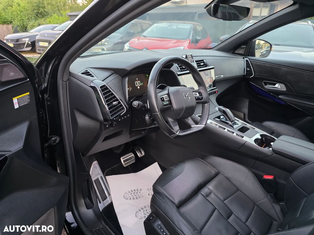 DS Automobiles DS 7 Crossback Crossback 4x4 LOUVRE - 30
