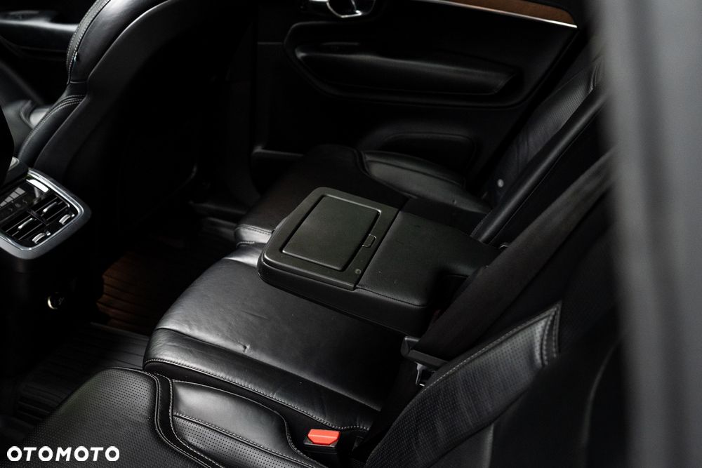 Volvo XC 90 T6 AWD Inscription 7os - 37