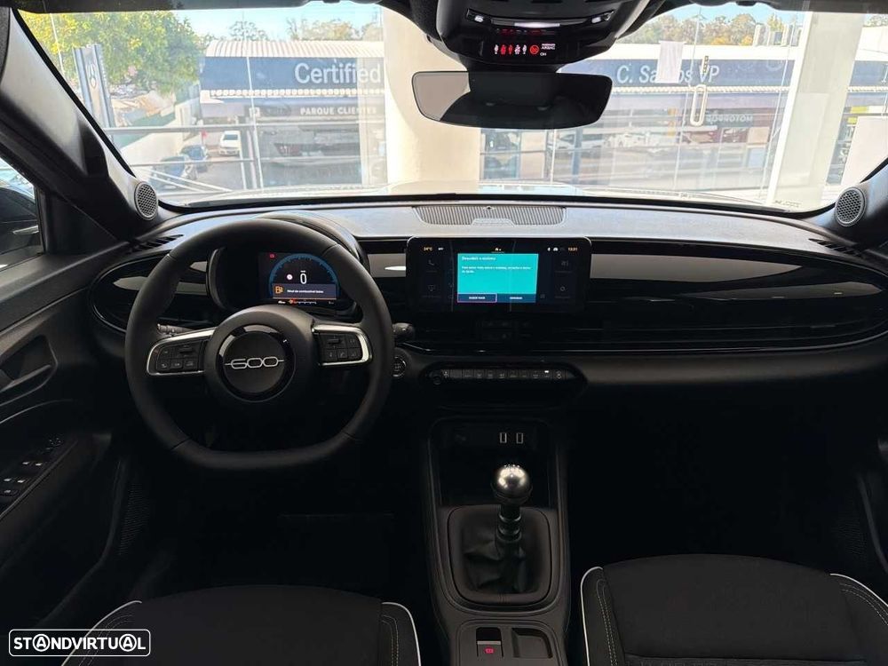Fiat 600 1.2 Street - 18