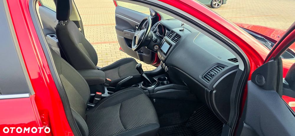 Mitsubishi ASX 1.6 Invite Navi - 12