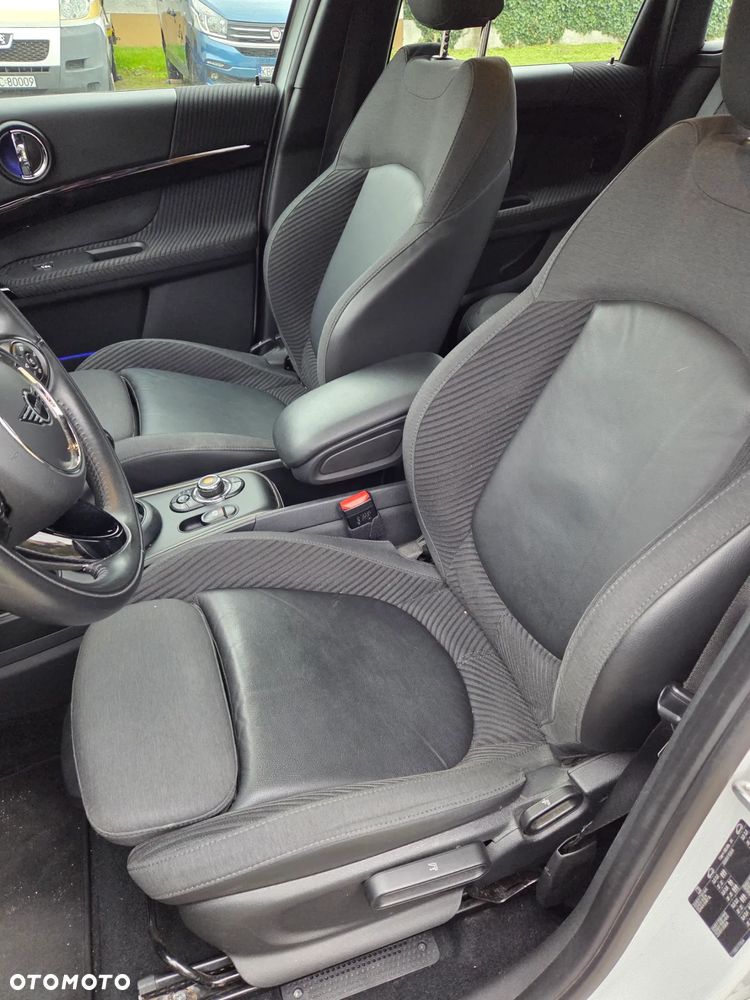 MINI Countryman - 25