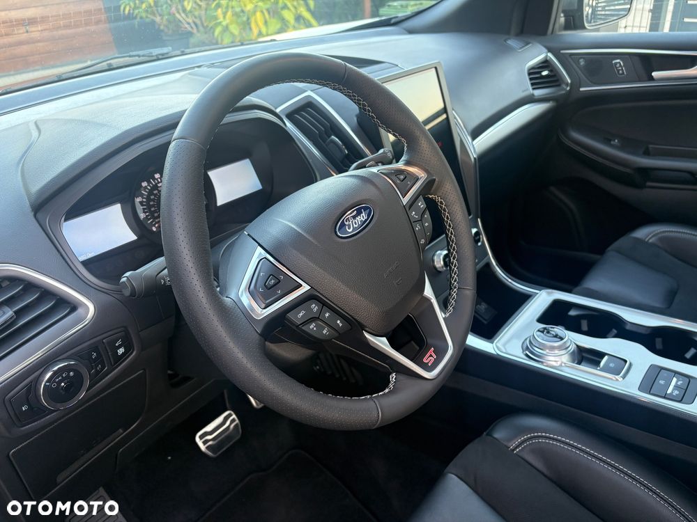Ford Edge - 21