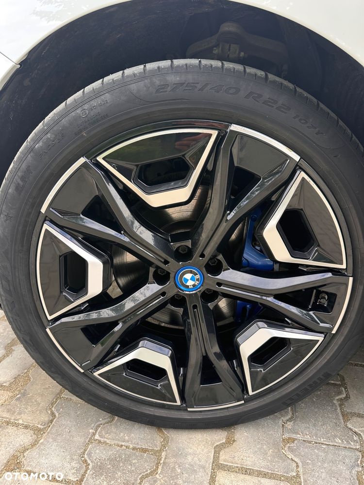 BMW iX xDrive40 76.6kWh Signature - 27