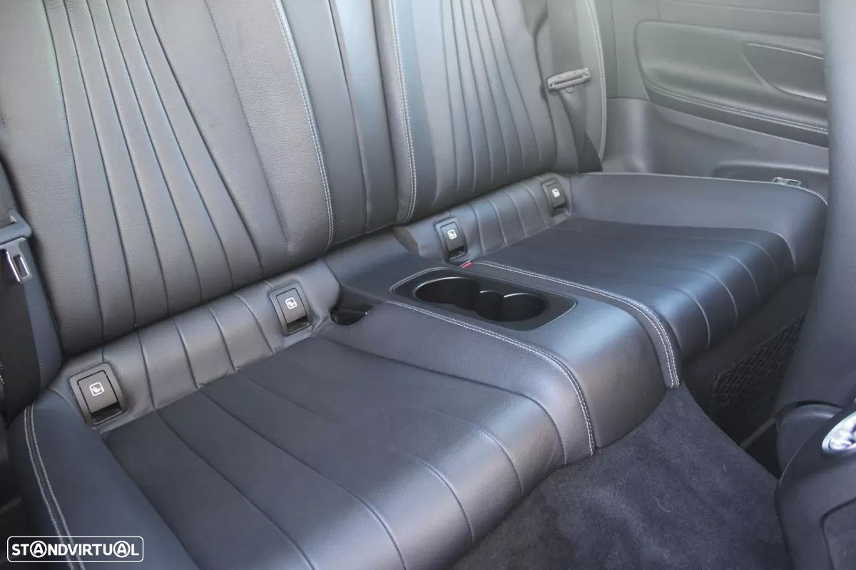 Mercedes-Benz E 220 - 25