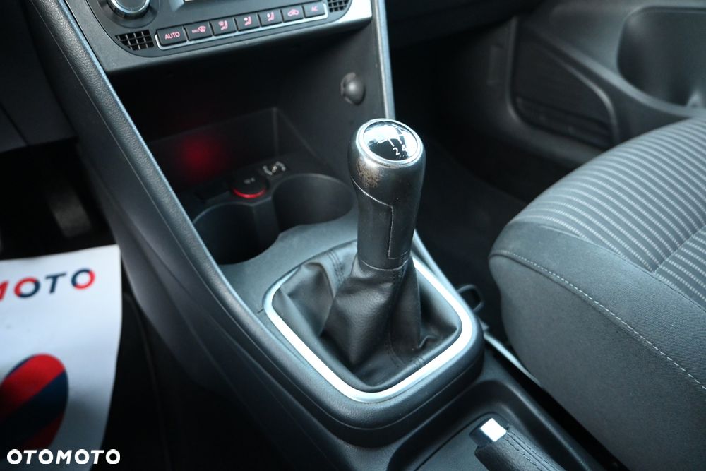 Volkswagen Polo 1.6 TDI Highline - 23